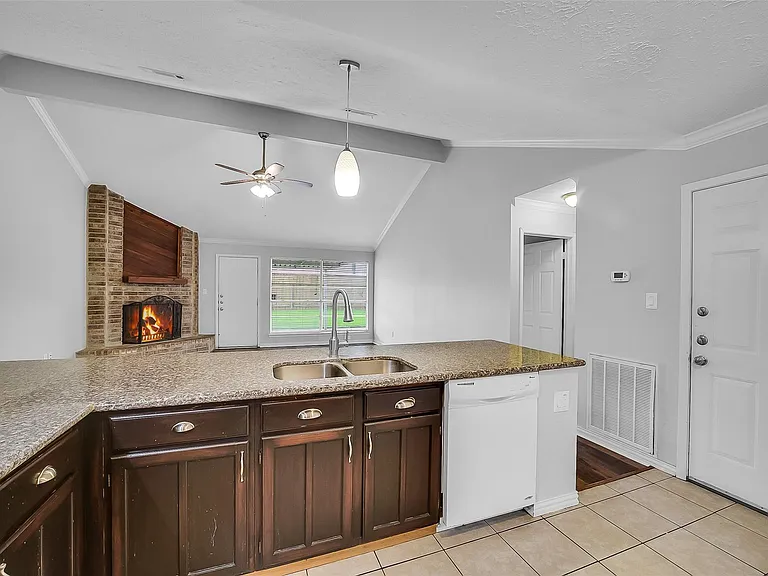 13618 Piney Oaks Dr — Photo 16