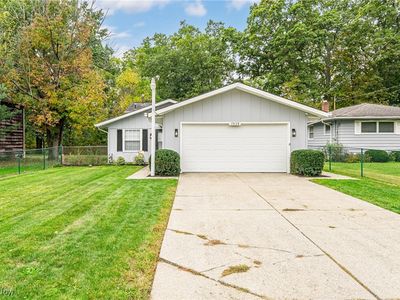 10128 Valleyview Dr, Columbia Station, OH, 44028