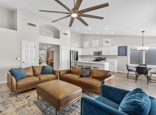 1111 S ROWEN --, Mesa, AZ 85208