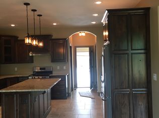 3765 N Boonville Ave, Springfield, MO 65803