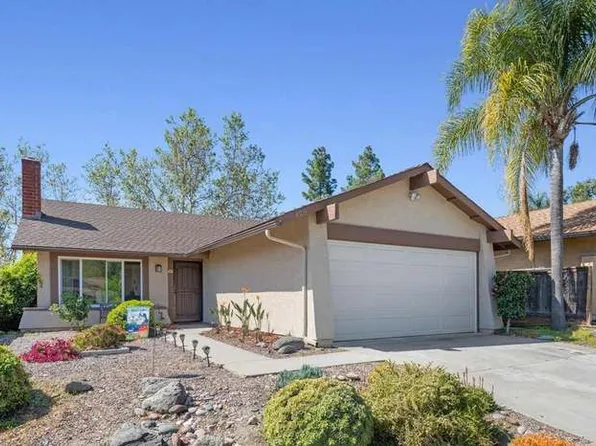 425 Blueridge Pl, Escondido, CA 92026