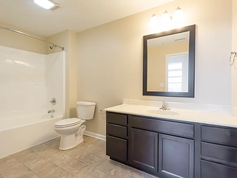 632MLK Apartments — Photo 52