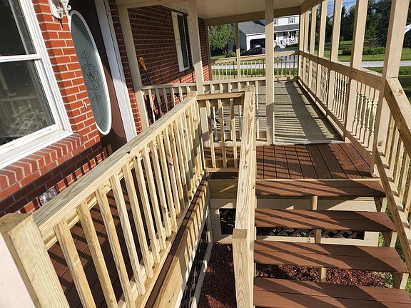 Front deck / Porch