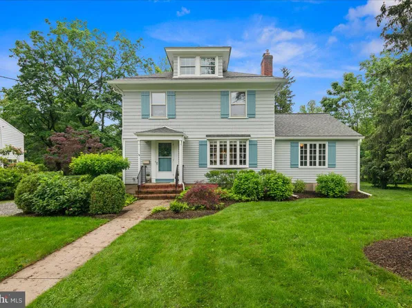 14 Willow Rd, Lawrence Township, NJ 08648