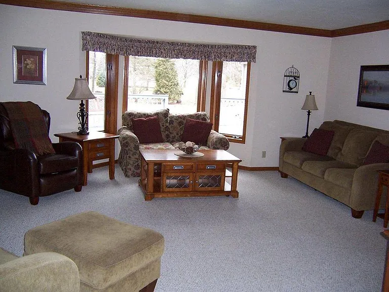 N60W23856 Butternut Ln — Photo 14