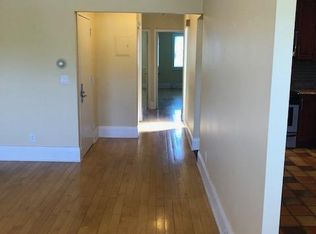 14436 25th Rd #3, Flushing, NY 11354