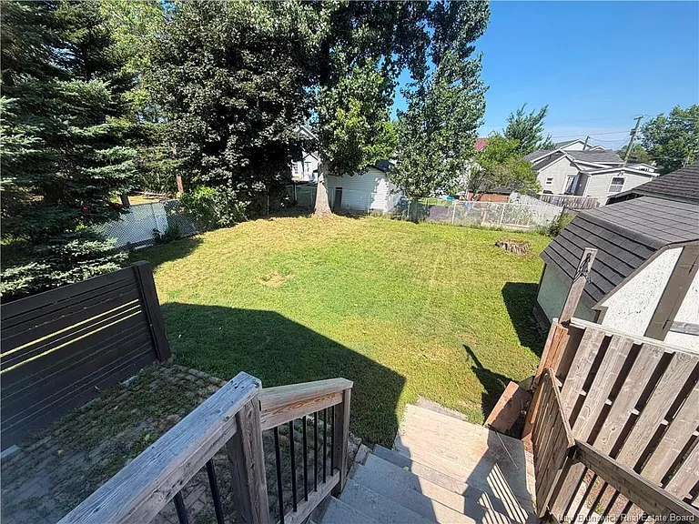 91 Purdy Ave — Photo 16