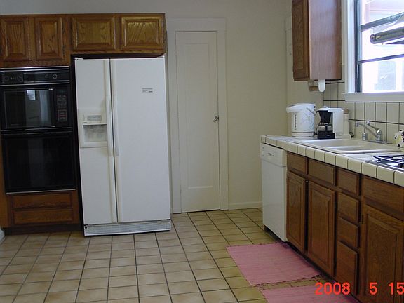 3rd image of 2066 20th Ave