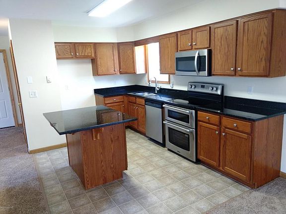 2nd image of 208 Timberline Dr