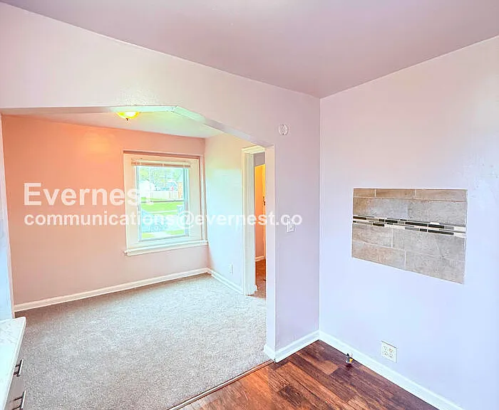 19415 Gable St — Photo 4