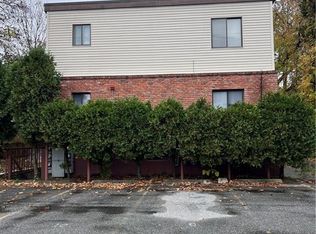336 Killingly St APT J, Providence, RI 02909