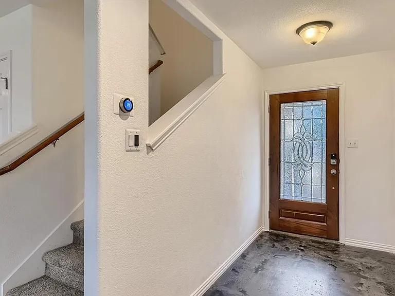 177 Flagstone Trl — Photo 4
