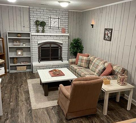 Living area with fireplace