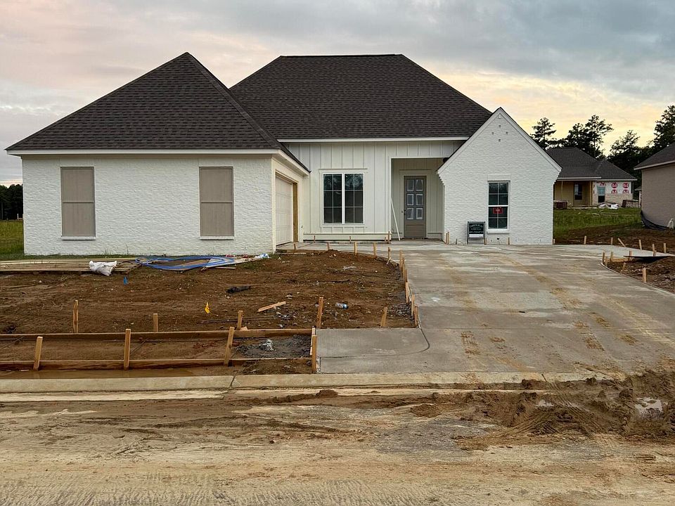 1st image of 205 Benners Ln