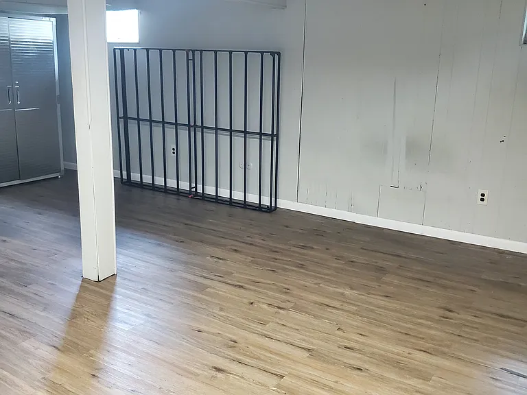 30 Bartha Ave #30 — Photo 17