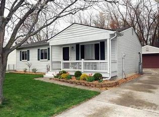 33706 Avondale St, Westland, MI 48186