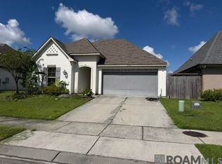 7034 Spring Gardens Dr, Baton Rouge, LA 70817