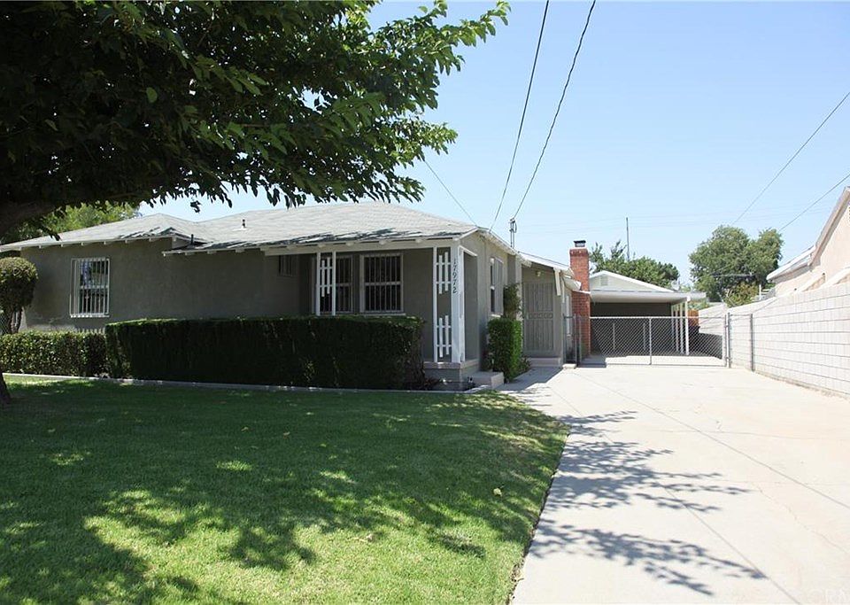 1st image of 17972 Valencia Ave