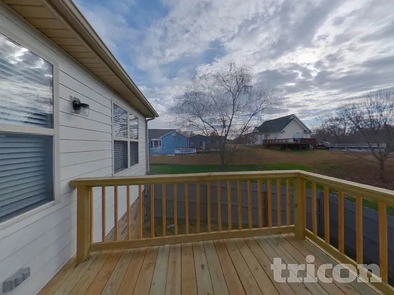 203 Stephen St — Photo 20