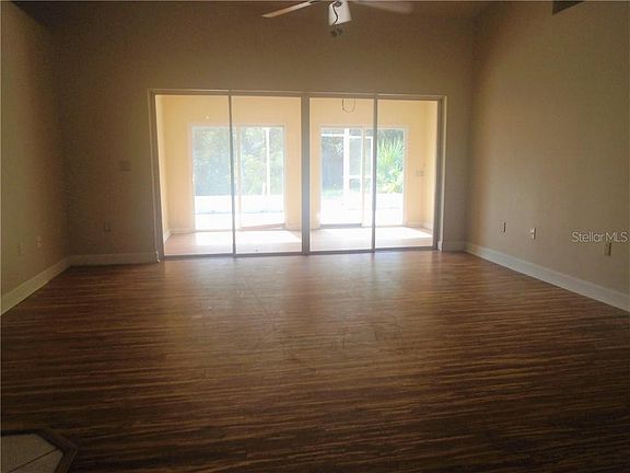 3rd image of 725 Shantill Way