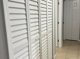 33A Pine Hill Ln, Palm Coast, FL 32164