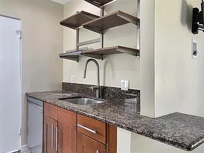 37219 Melrose Dr #3 — Photo 3