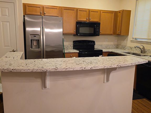 4th image of 8110 Barrowden Ct
