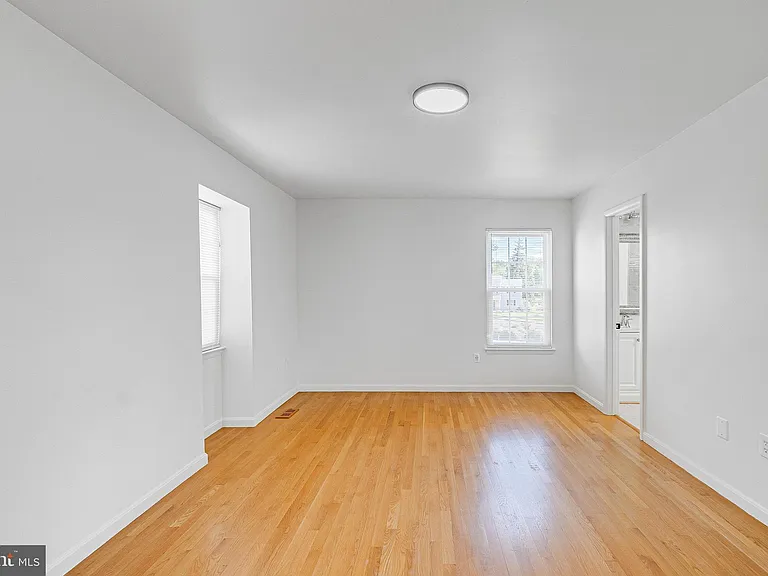 17515 Sabrina Ter — Photo 18