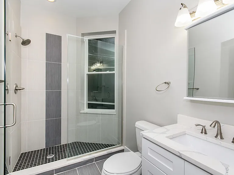 836 N Milwaukee Ave #4F — Photo 4