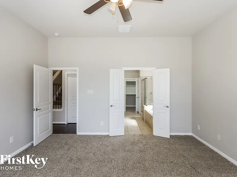 4914 Ginger Bluff Trl — Photo 10