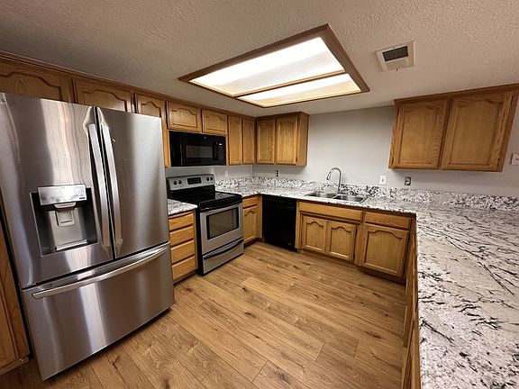 3rd image of 49400 River Park Rd APT 60