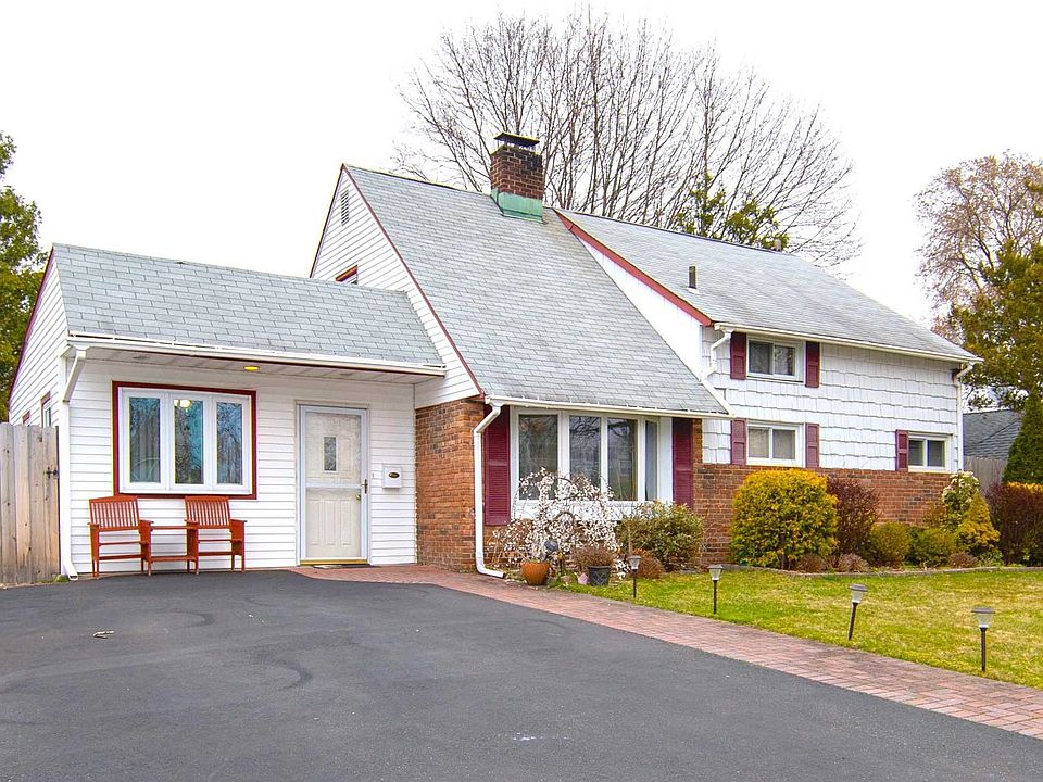 1st image of 53 Woodcock Ln