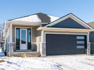 130 Cabot Trl, Chatham Kent, ON N7L0A4