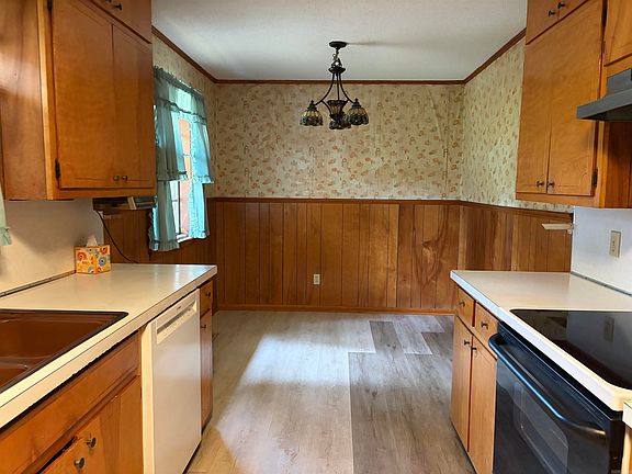 5th image of 109 Apache Dr