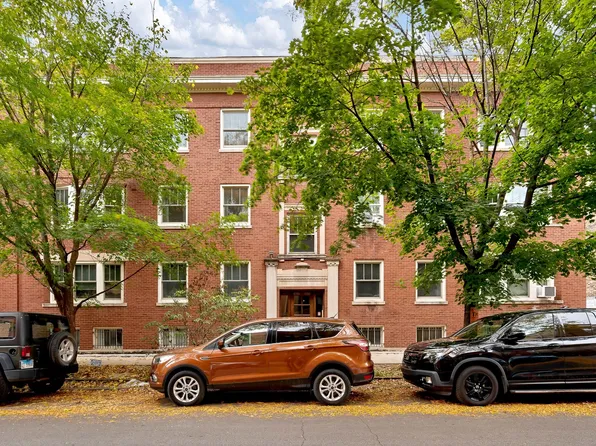 6708 N Lakewood Ave #2C, Chicago, IL 60626