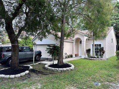3947 Jasmine Ln, Coral Springs, FL, 33065