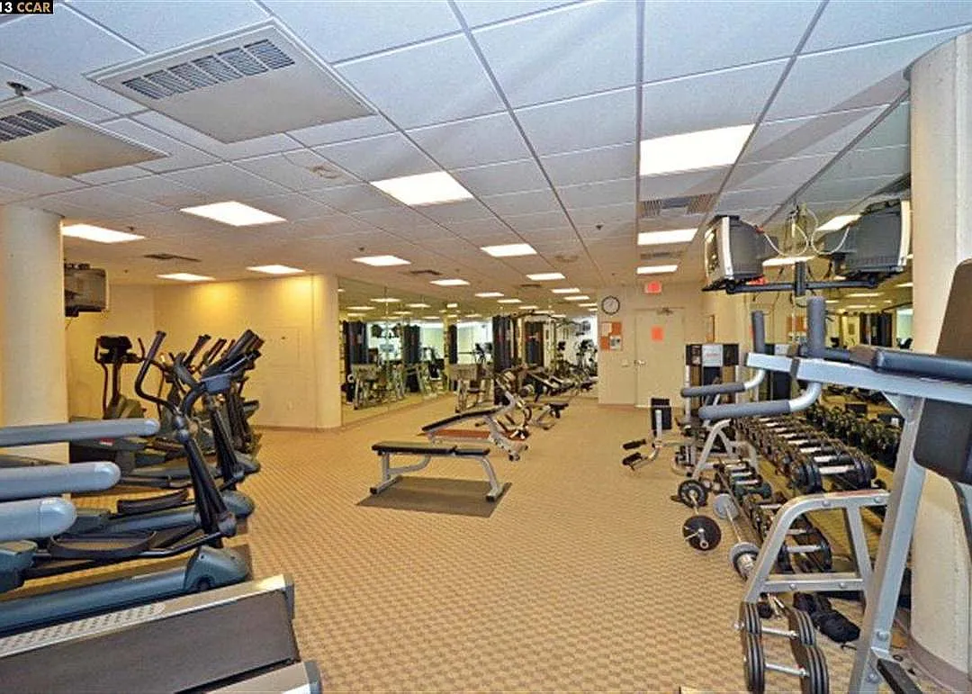 2 bed, 796 sqft, $3,750 — Photo 4