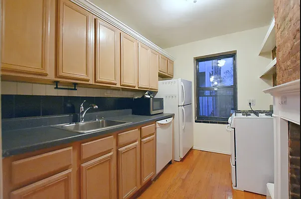 Rented by Compass | media 8