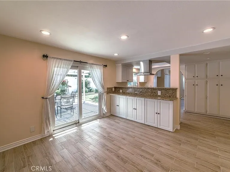 354 Woodland Ave — Photo 2