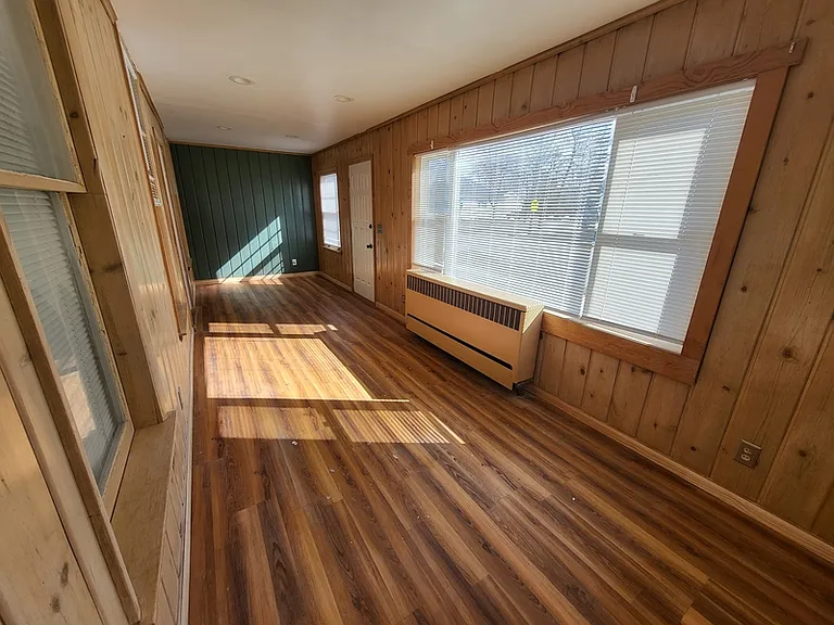 921 Chicago St — Photo 13