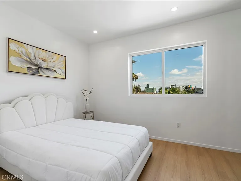 2517 Alsace Ave #1/2 — Photo 20