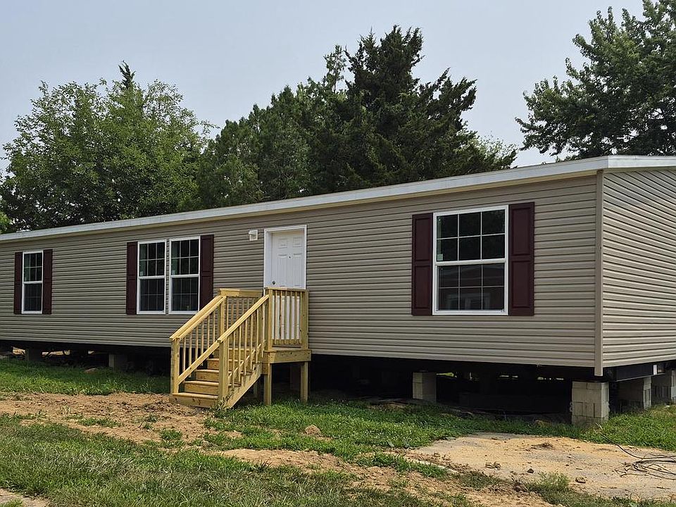 1st image of 205 Aspen Cir