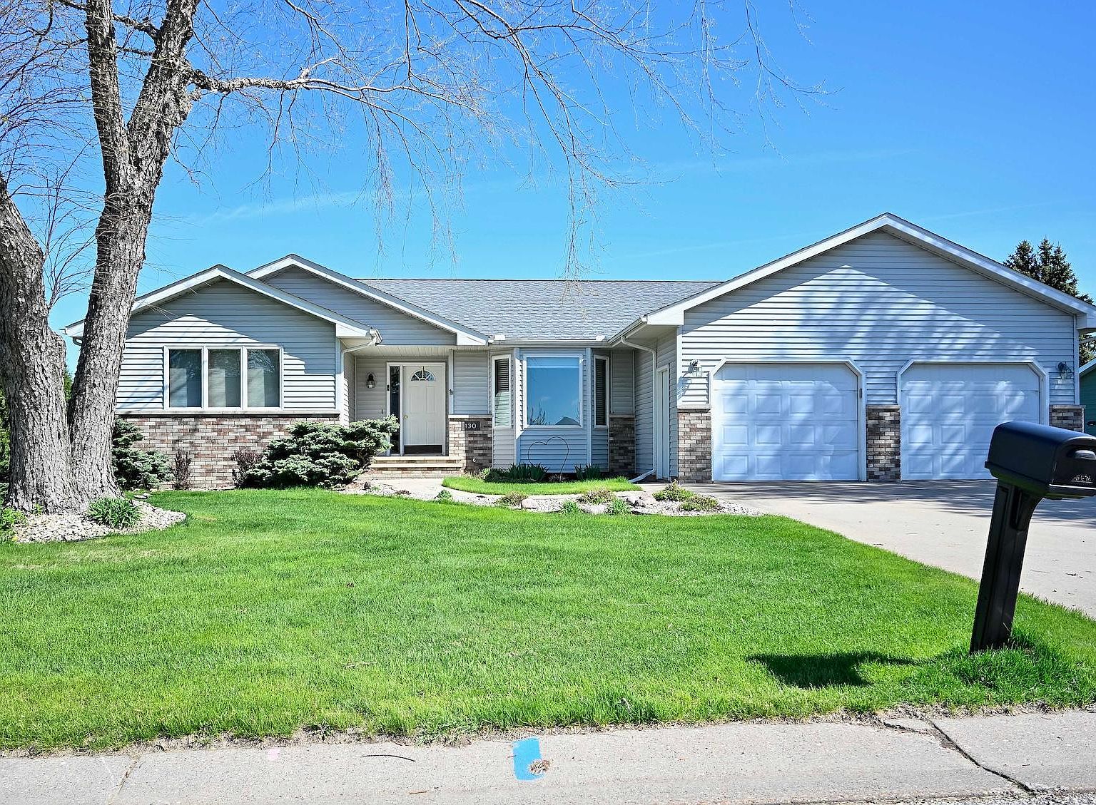 130 Benson Dr