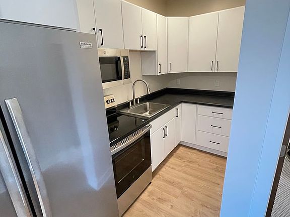 2nd image of 601 N 47th Ave E #1