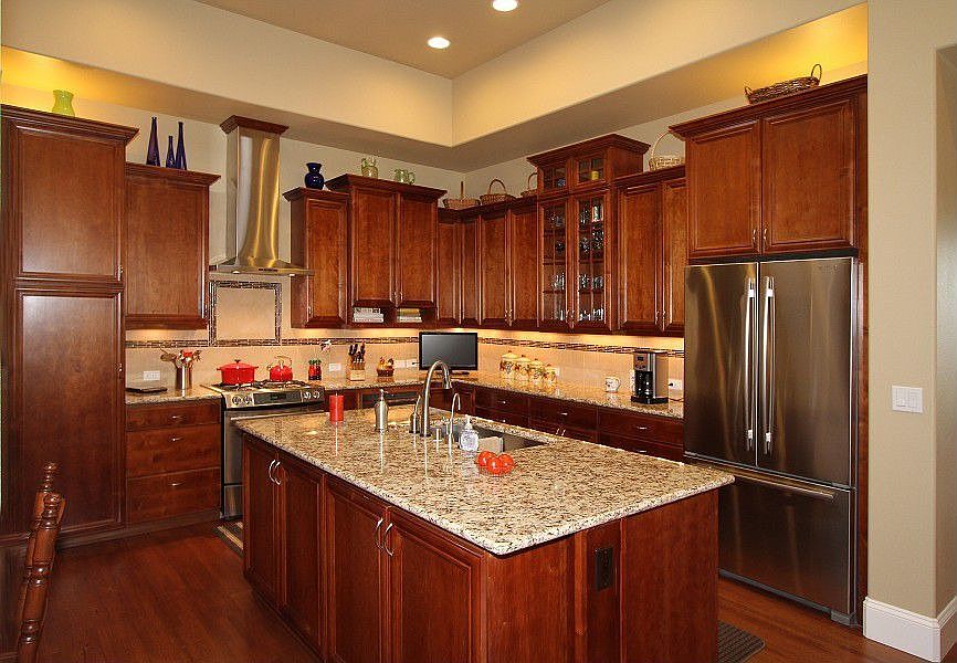 2nd image of 4723 Orcas Ct NE