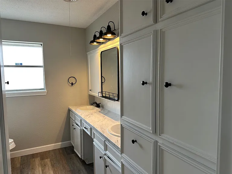 4821 Burning Tree Dr — Photo 18