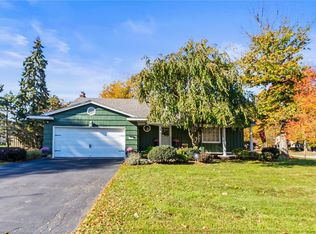 142 El Mar Dr, Rochester, NY 14616