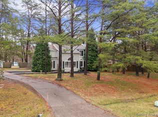 1135 Pinewood Drive, Lanesville, IN 47136