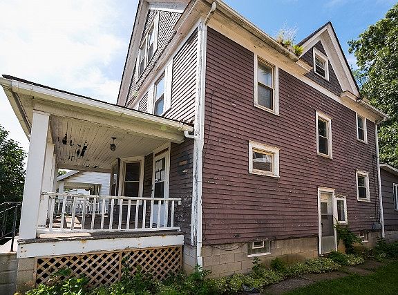 4th image of 3358 Livingston Ave