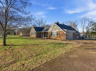 1919 Robinson Rd, Murfreesboro, TN 37130